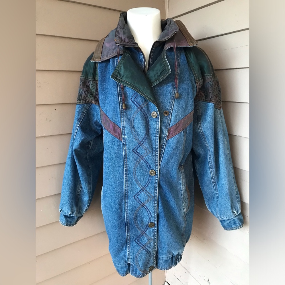Vintage-Inspired Blue Denim Jacket with Green & Brown Accents